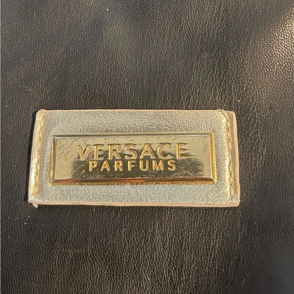 Large Auth Versace Perfums Leather Travel Bag Wide Strap W Dbl Handles Gold Acct - Picture 3 of 14